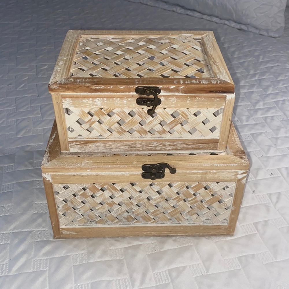 Set of 2 Hobby Lobby decor pieces